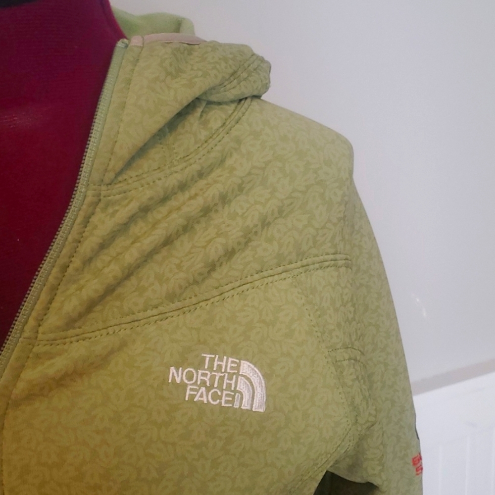 The North Face summit series size small jacket - Picture 2 of 9